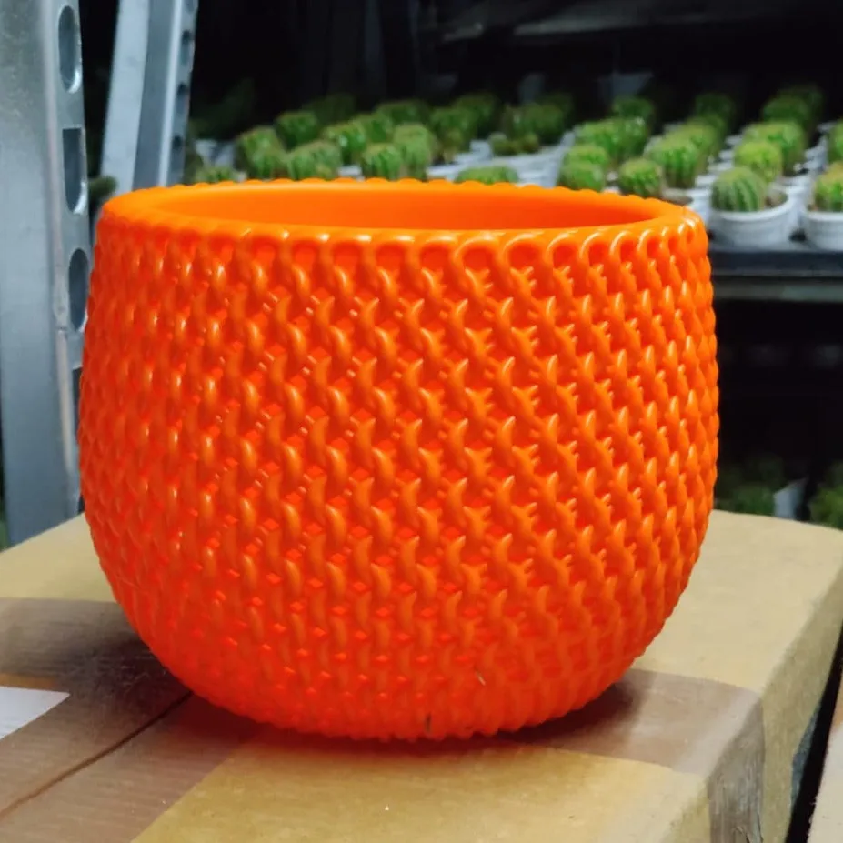 18 cm New York Orange Colour Decorative Plastic Pot