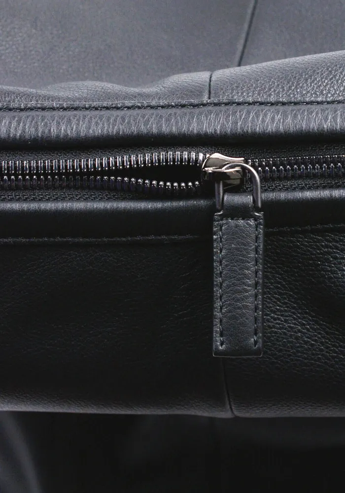 AT.KOLLEKTIVE x KIKO KOSTADINOV 920005 190000 INAYAT CARRYALL BAG BLACK