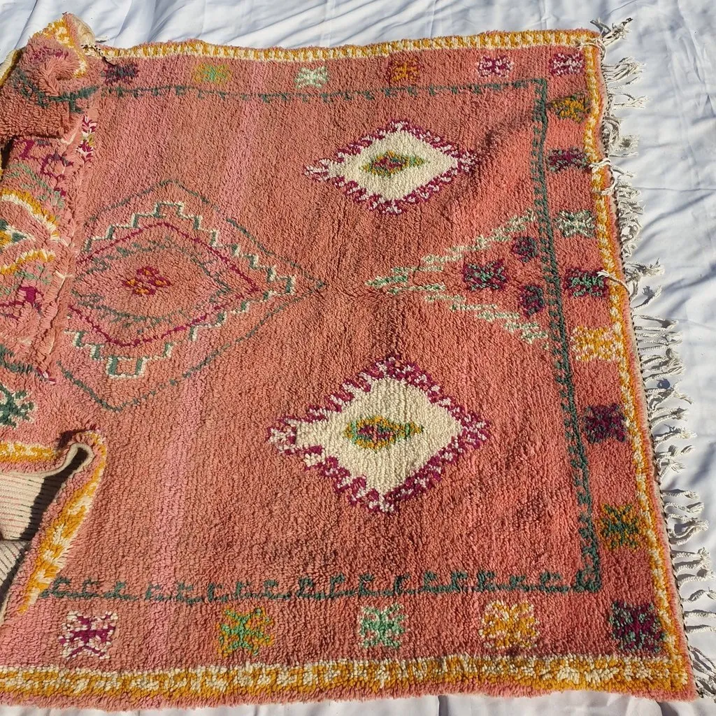 OMGHAIT | 7x10'5 Ft | 320x215 cm | Moroccan Vintage style Rug | 100% wool handmade