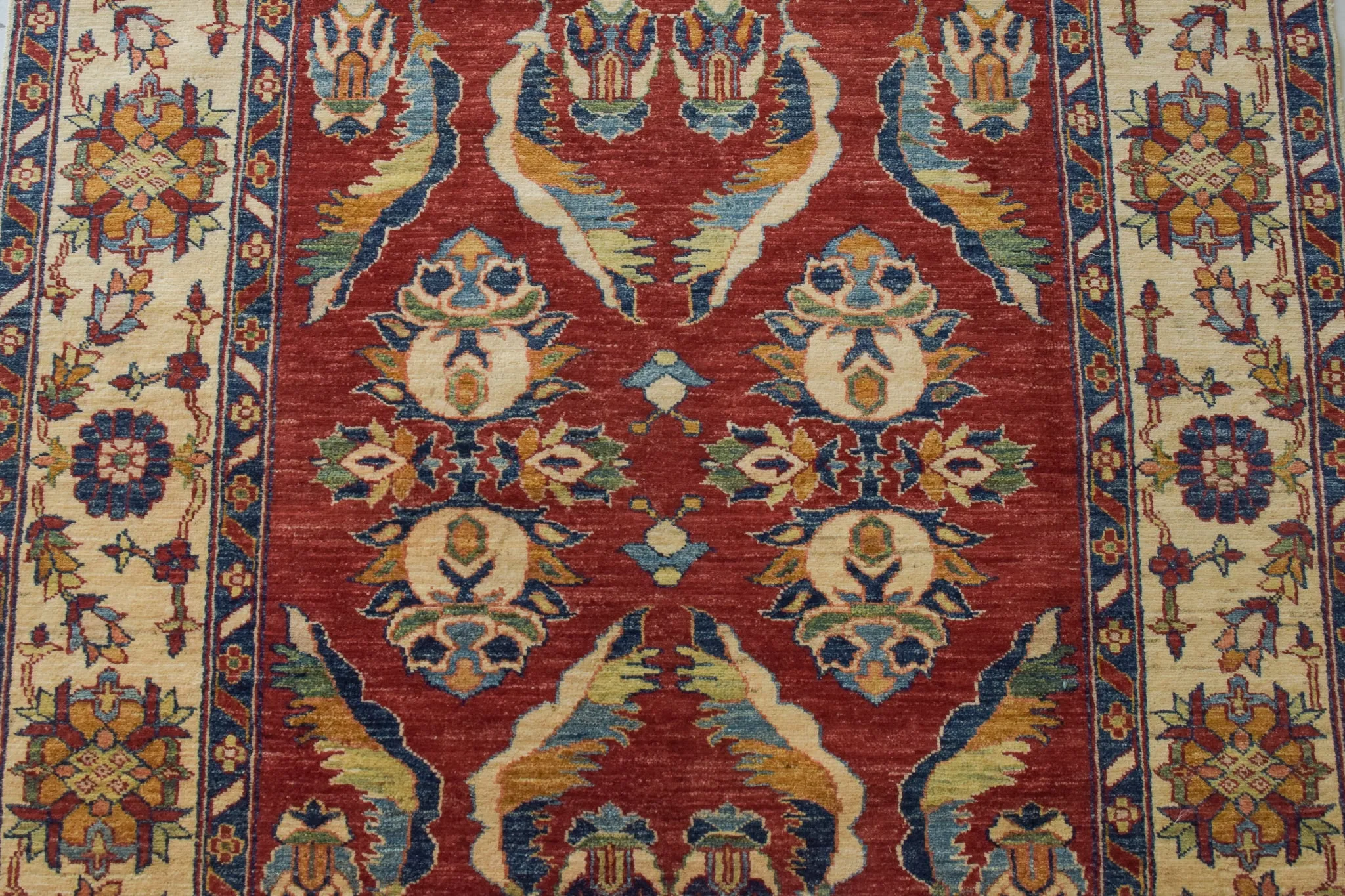 Sultanabad Style - Traditional Handwoven Rug