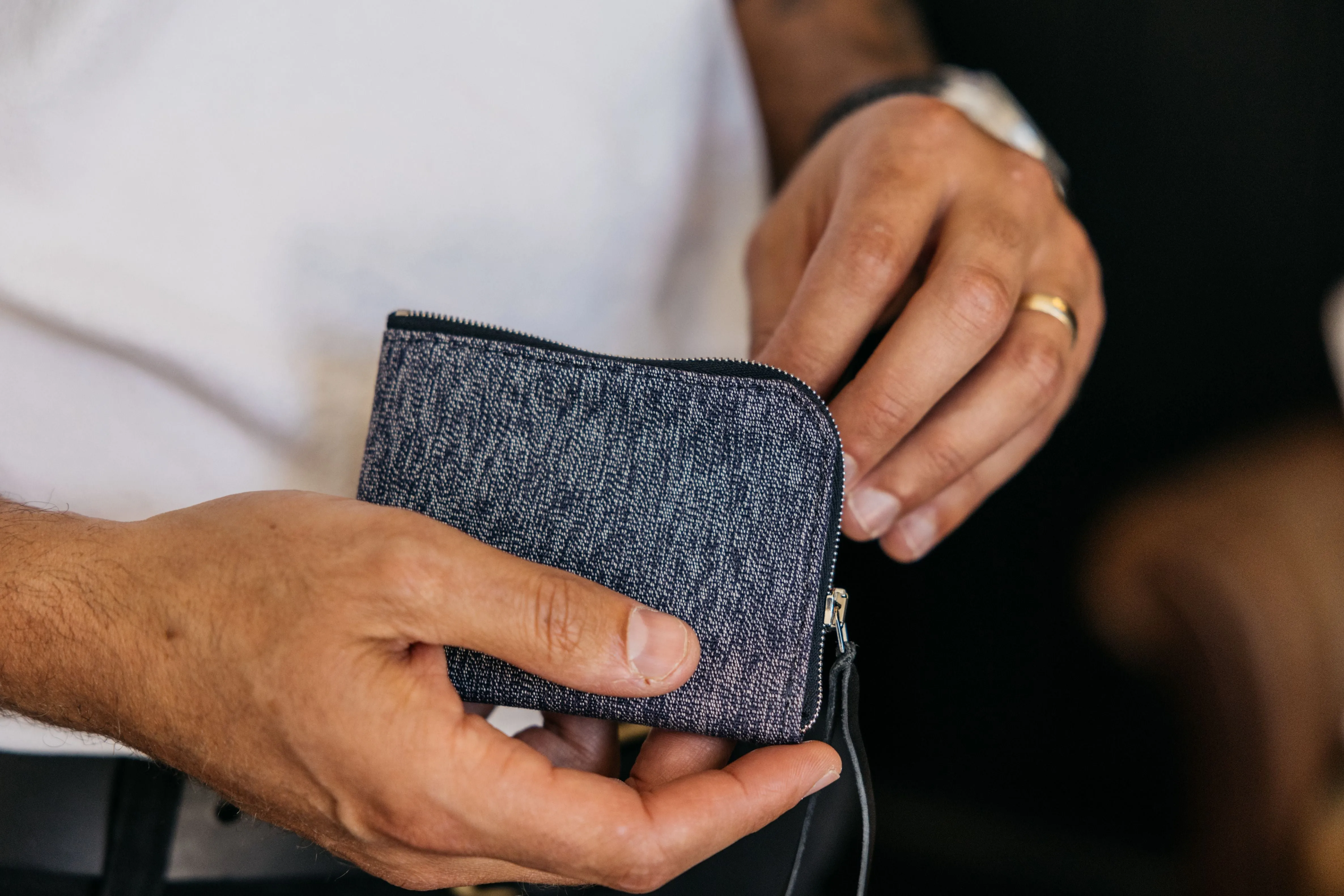 Textile Universal Zip Wallet - Indigo Salt and Pepper