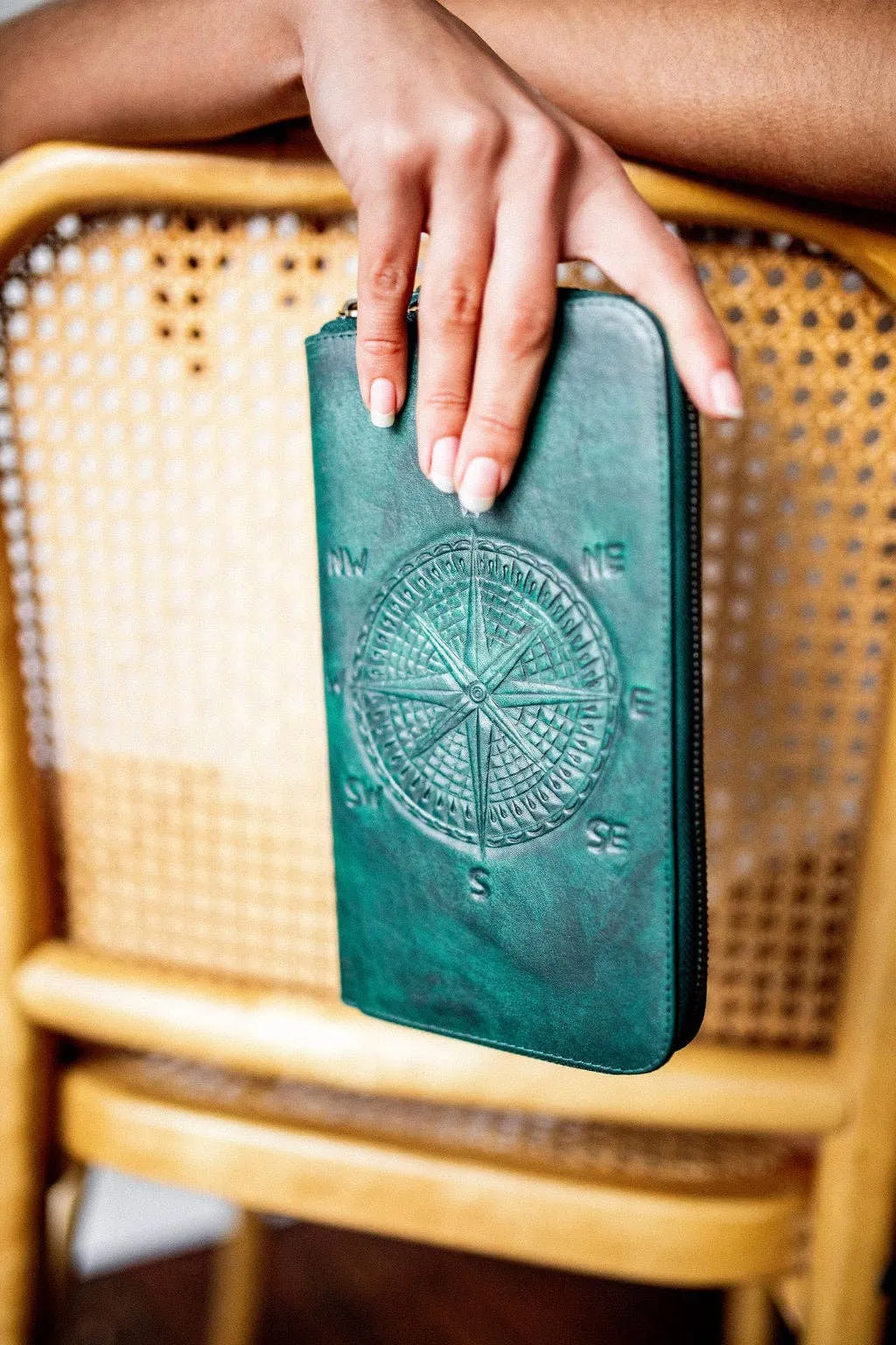 Wander Travel Wallet in Seaweed